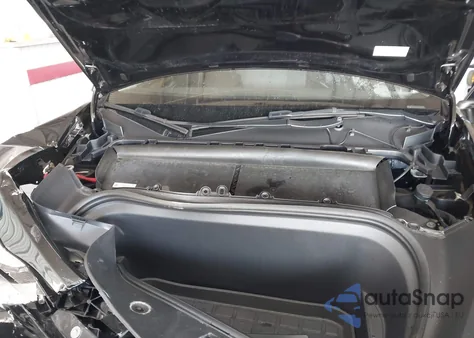 2023 Tesla Model Y Awd/Long Range Dual Motor All-Wheel Drive z USA, uszkodzony, nr VIN 7SAYGDEE0PA086951